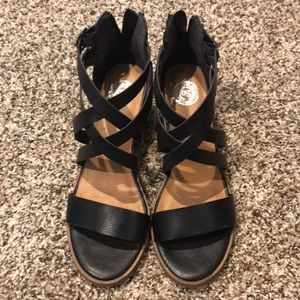 Block heel sandals